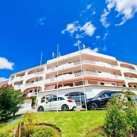 Flh Holiday Flat With Balcony *